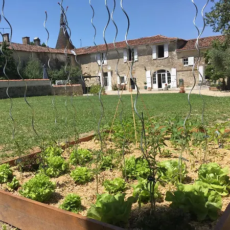 Bed & Breakfast Clos Du Grand Fief